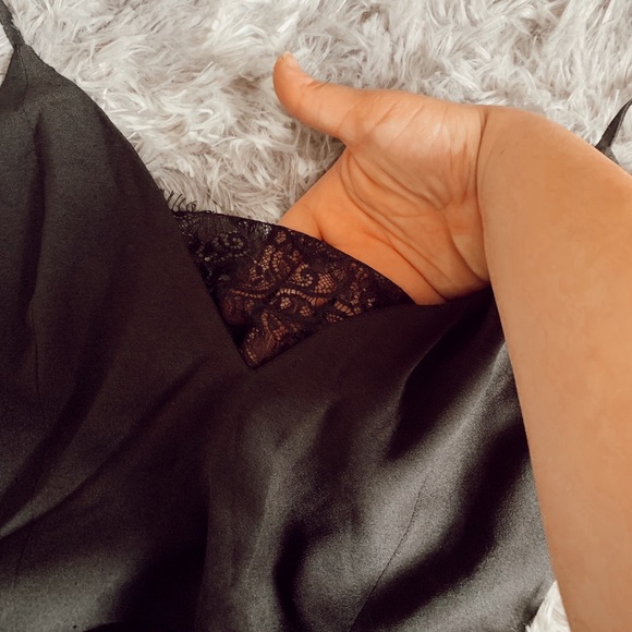 ❌SOLD Missguided Jumpsuit w/ Lace Panels in Black - Picture 3 of 7